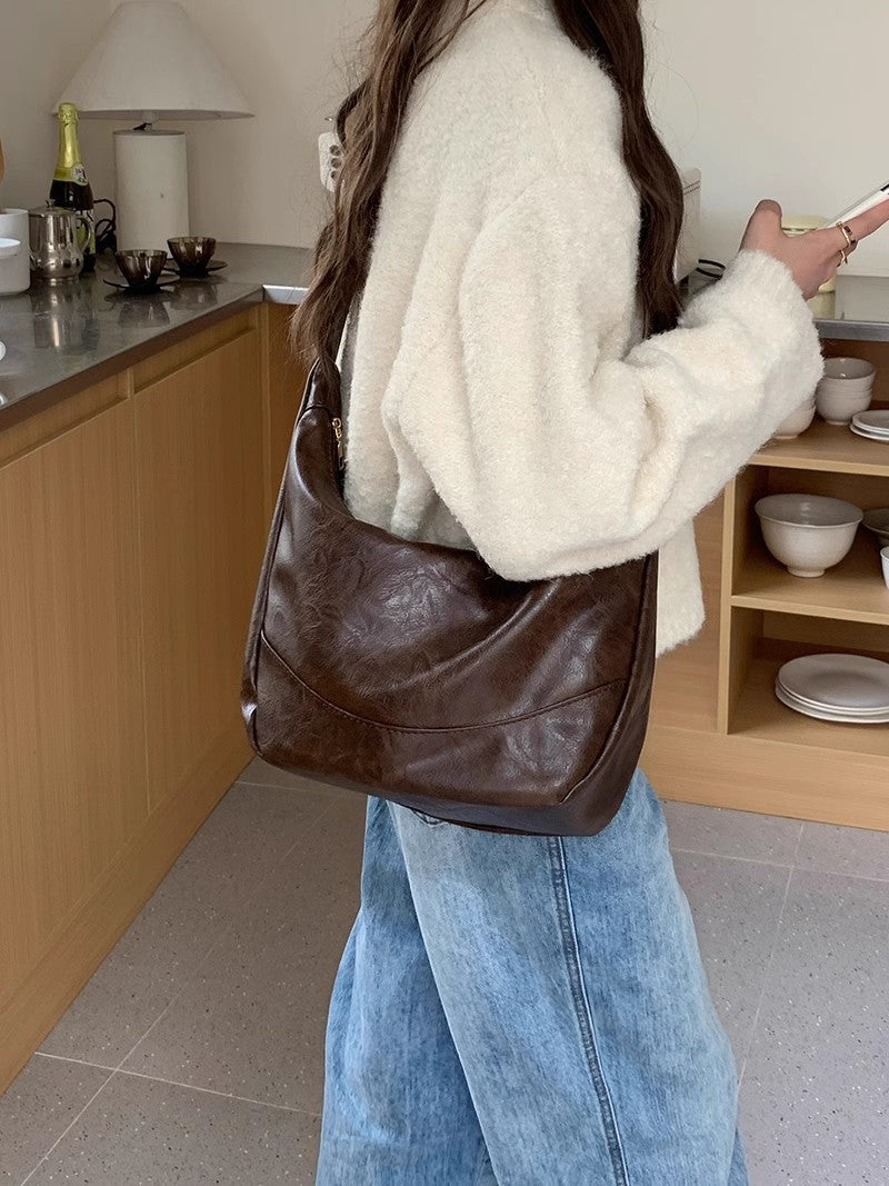Retro Casual Large Capacity Single Shoulder Crossbody Bag