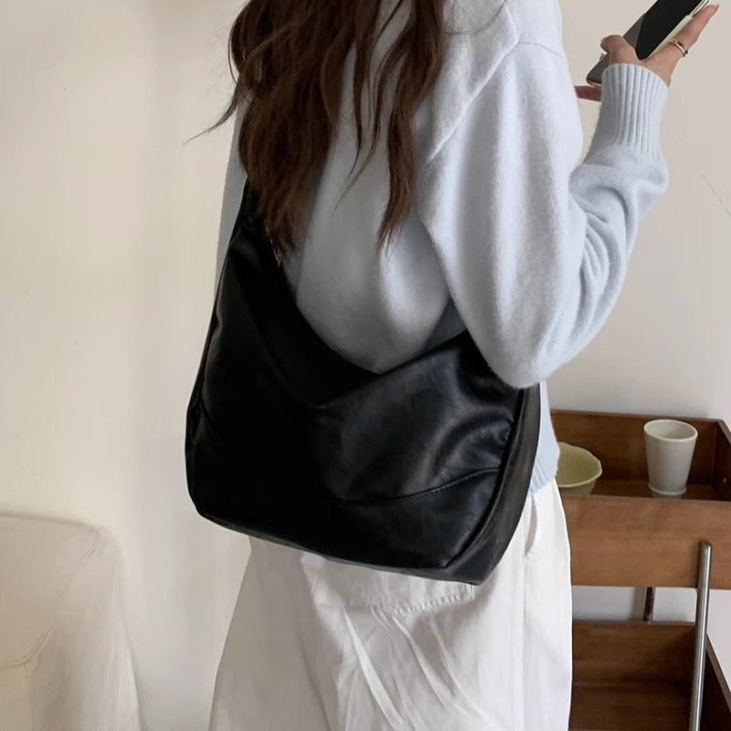 Retro Casual Large Capacity Single Shoulder Crossbody Bag