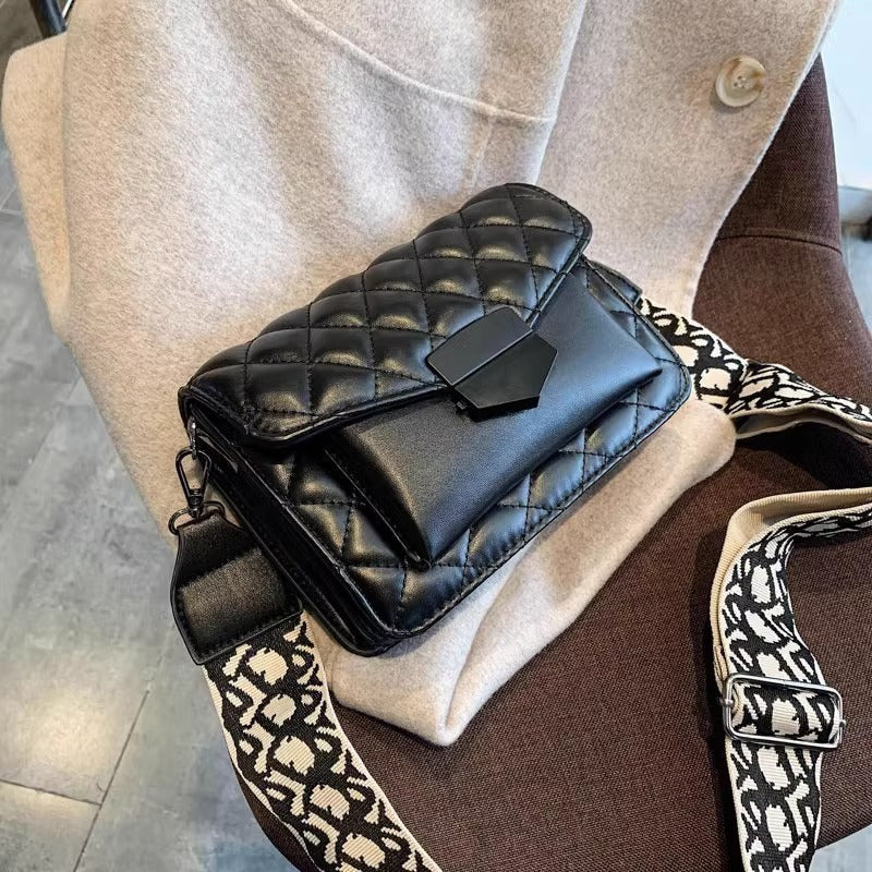 Women's Wide Strap Shoulder Bag