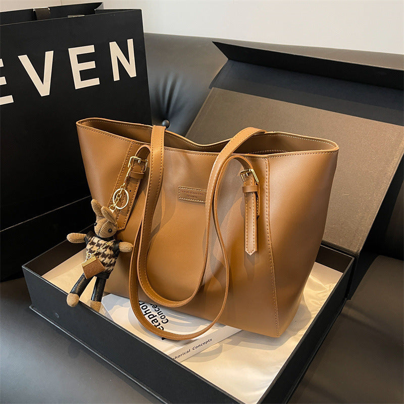 Large Capacity Women's All-match Simple Class Commuter Shoulder Bag