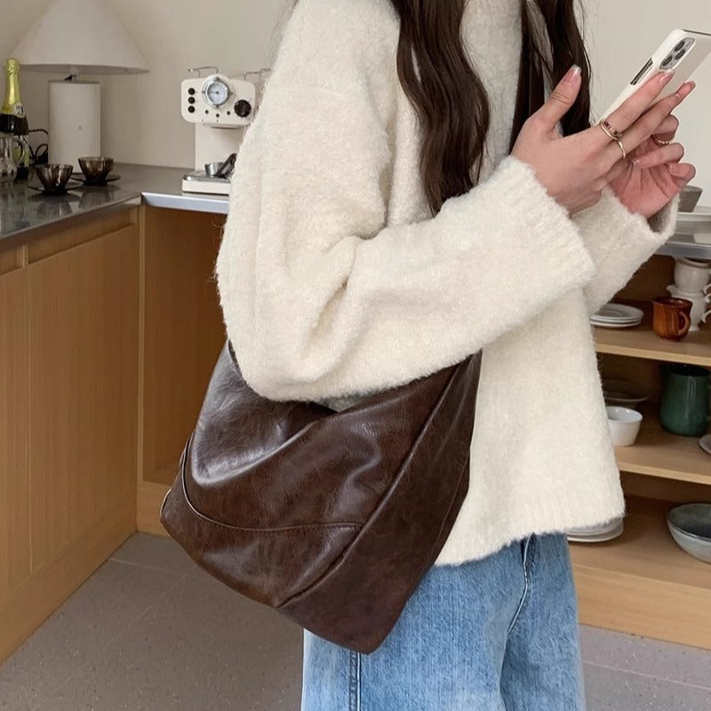 Retro Casual Large Capacity Single Shoulder Crossbody Bag